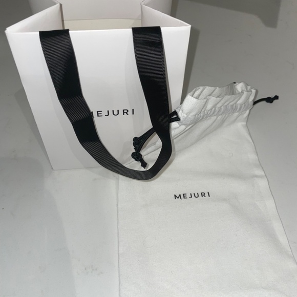 Mejuri 14k Gold Boyfriend Paperclip Bracelet - Picture 6 of 10